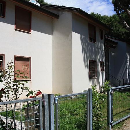 Villaggio Solveig Family Apartments Lido di Jesolo Buitenkant foto